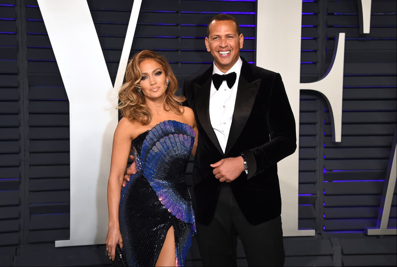 Cynthia Urías te explica la polémica de Jennifer Lopez y Alex Rodríguez