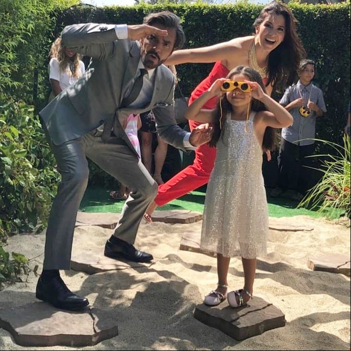 Este fin de semana, Eugenio Derbez acudió con su familia a la alfombra roja de la película ‘Dora y la ciudad perdida’ en Los Ángeles, California.