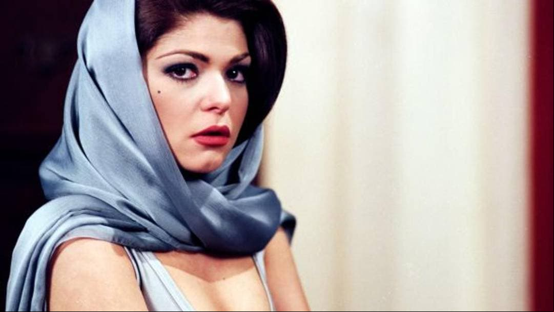 Soraya Montenegro repartió y recibió bofetadas en María, la del barrio (1995-1996)