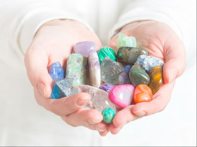 Conoce la piedra que le corresponde a tu signo zodiacal