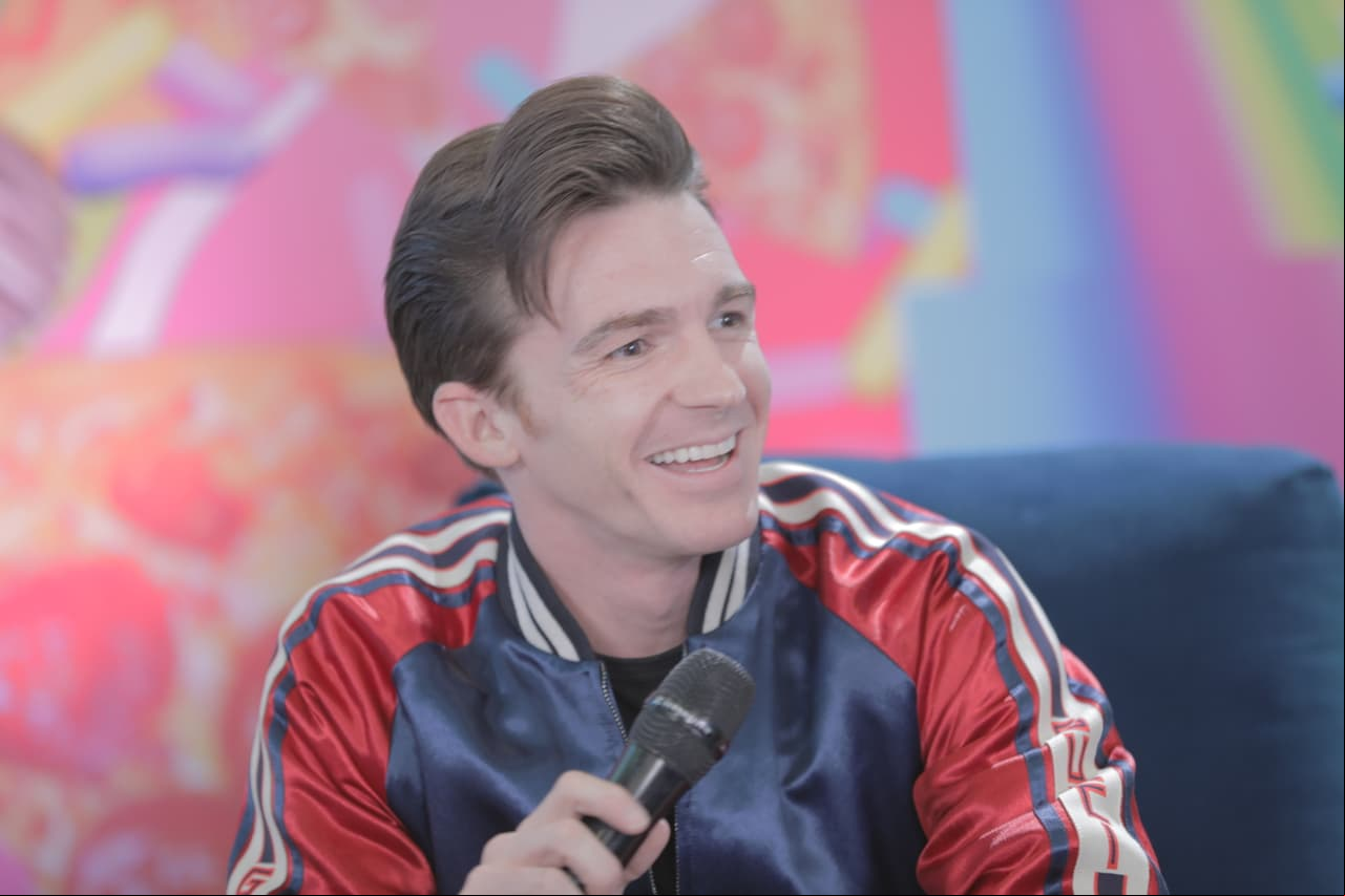 Drake Bell se mostró relajado en el backstage de Premios Telehit 2019