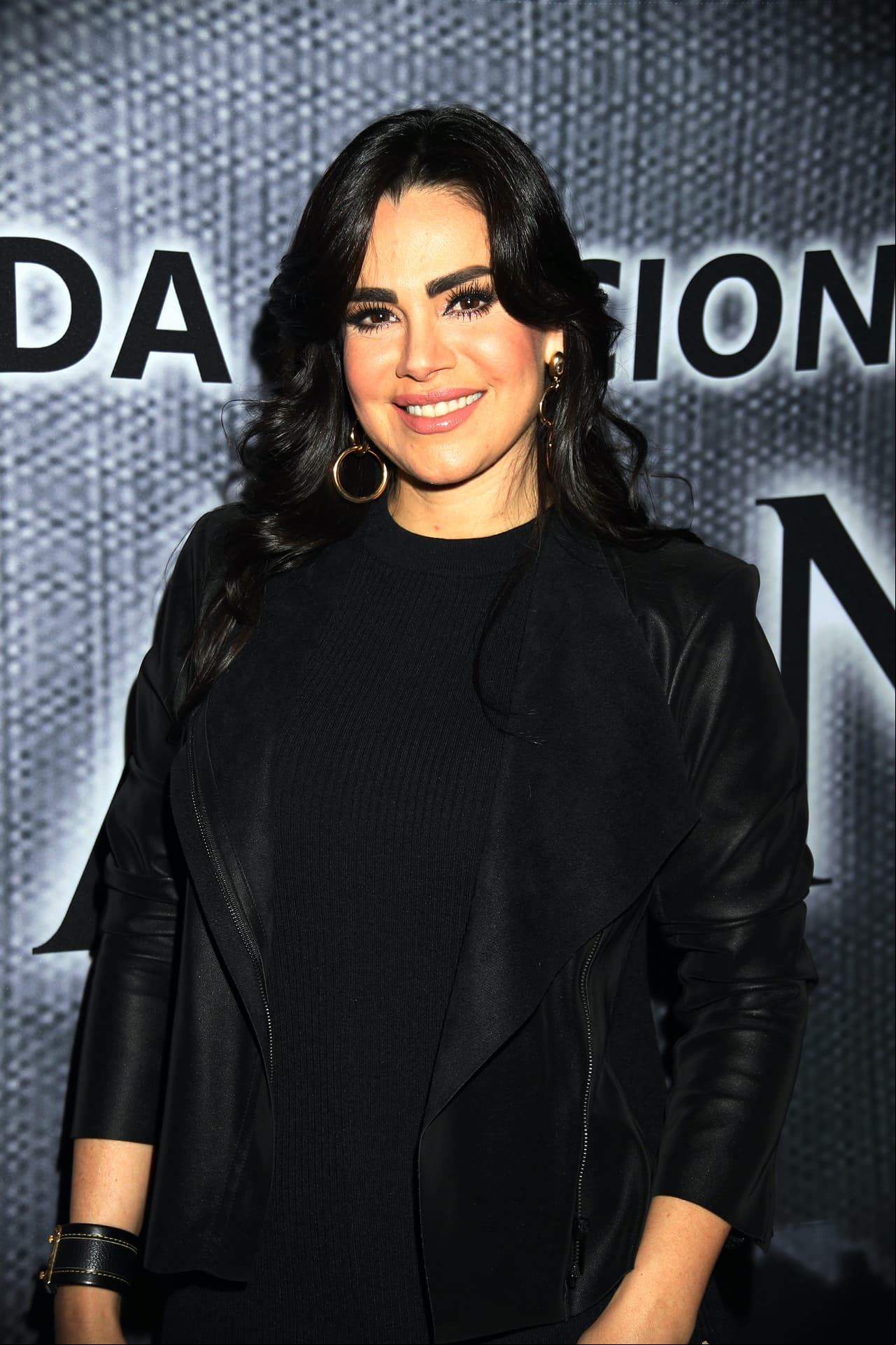Luz Elena González también siguió formando parte de los melodramas mexicanos al participar en 'Libre para amarte', 'Sin tu mirada' y 'Te doy la vida', entre otras. No obstante, la actriz actualmente se desempeña como presentadora de televisión.