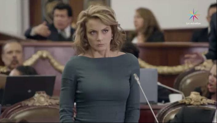 La Candidata Capítulo 31:Regina renuncia a su partido