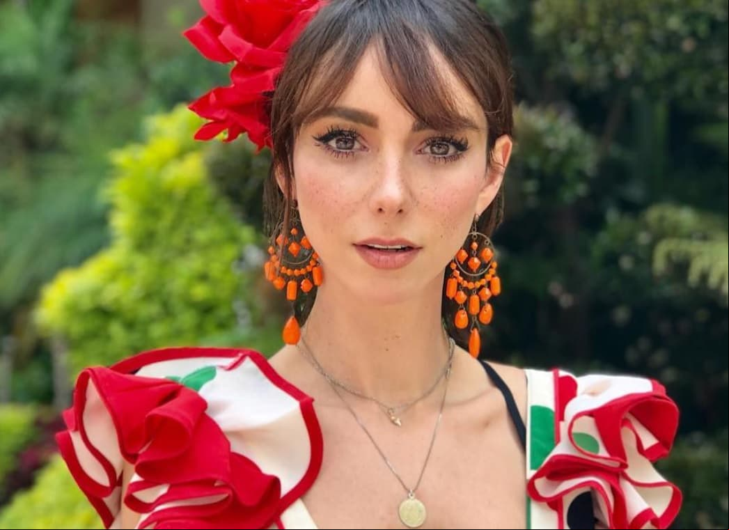 Natalia Téllez revela el origen de la sensual foto semidesnuda