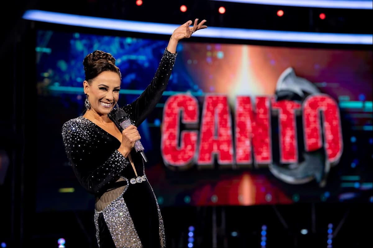 El Retador inicia su gran final invitando al público a votar al terminar cada duelo a muerte