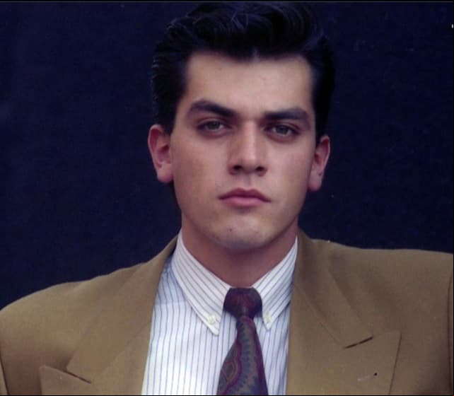 El esposo de Elizabeth Álvarez comenzó su carrera en las telenovelas en 1991 cuando participó en Cadenas de Amargura, donde compartió créditos con Daniela Castro y Raúl Araiza, dando vida a ‘Roberto’.