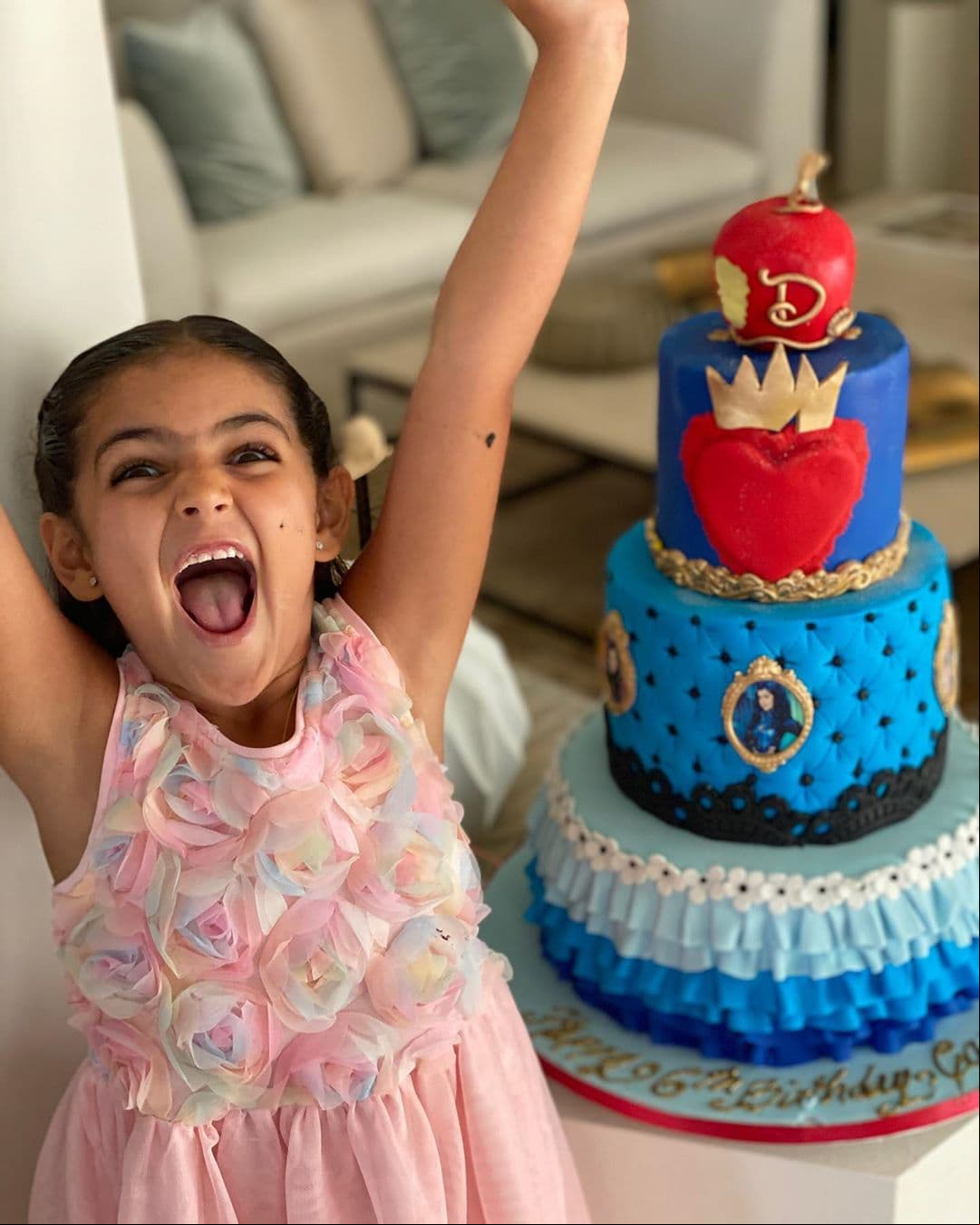 En estos cuatro meses de aislamientos se celebraron los cumpleaños de mini Jacky, Caro, Renata y hasta Martín Fuentes en los que la pandemia no evitó que se celebrara a lo grande a cada uno de los festejados.