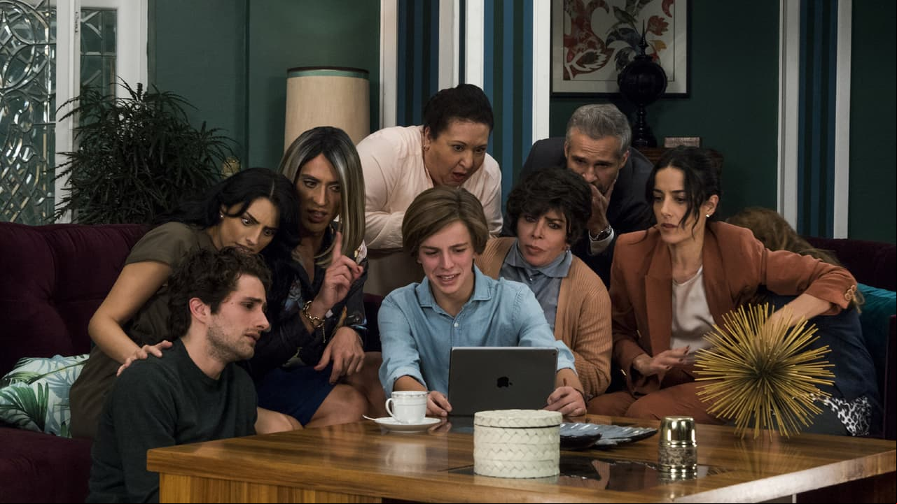 La historia se desarrolla en una florería familiar, aparentemente muy exitosa, pero llena de secretos (FOTO: Netflix)