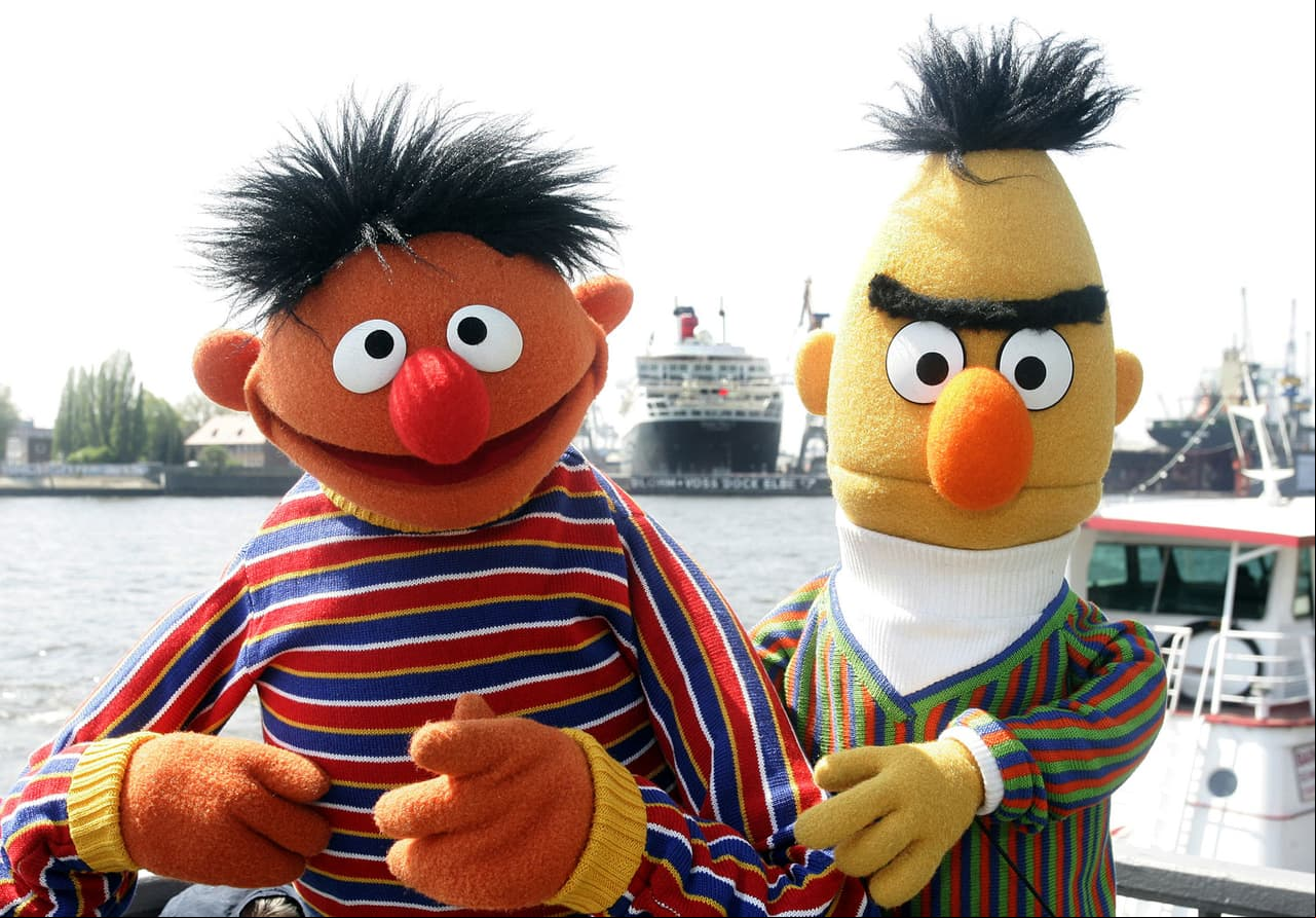‘Plaza Sésamo’ reacciona ante la versión que ‘Beto’ y ‘Enrique’ son gays