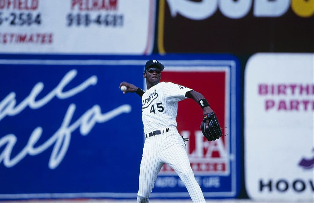 Mientras estuvo apartado del basketball, fichó en el equipo de Birmingham Barons, el equipo de Ligas Menores de los White Sox, para jugar beisbol y estar fuera de los reflectores por un rato.