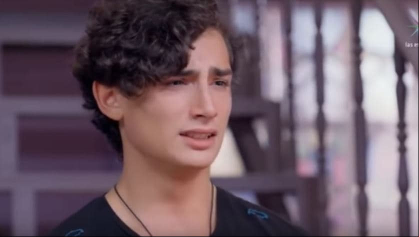 "Estoy seguro de quién soy y lo que quiero en mi vida", 'Aris' habla con sus padres, 'Polita' y 'Audifaz' sobre sus sentimientos hacia 'Temo'.