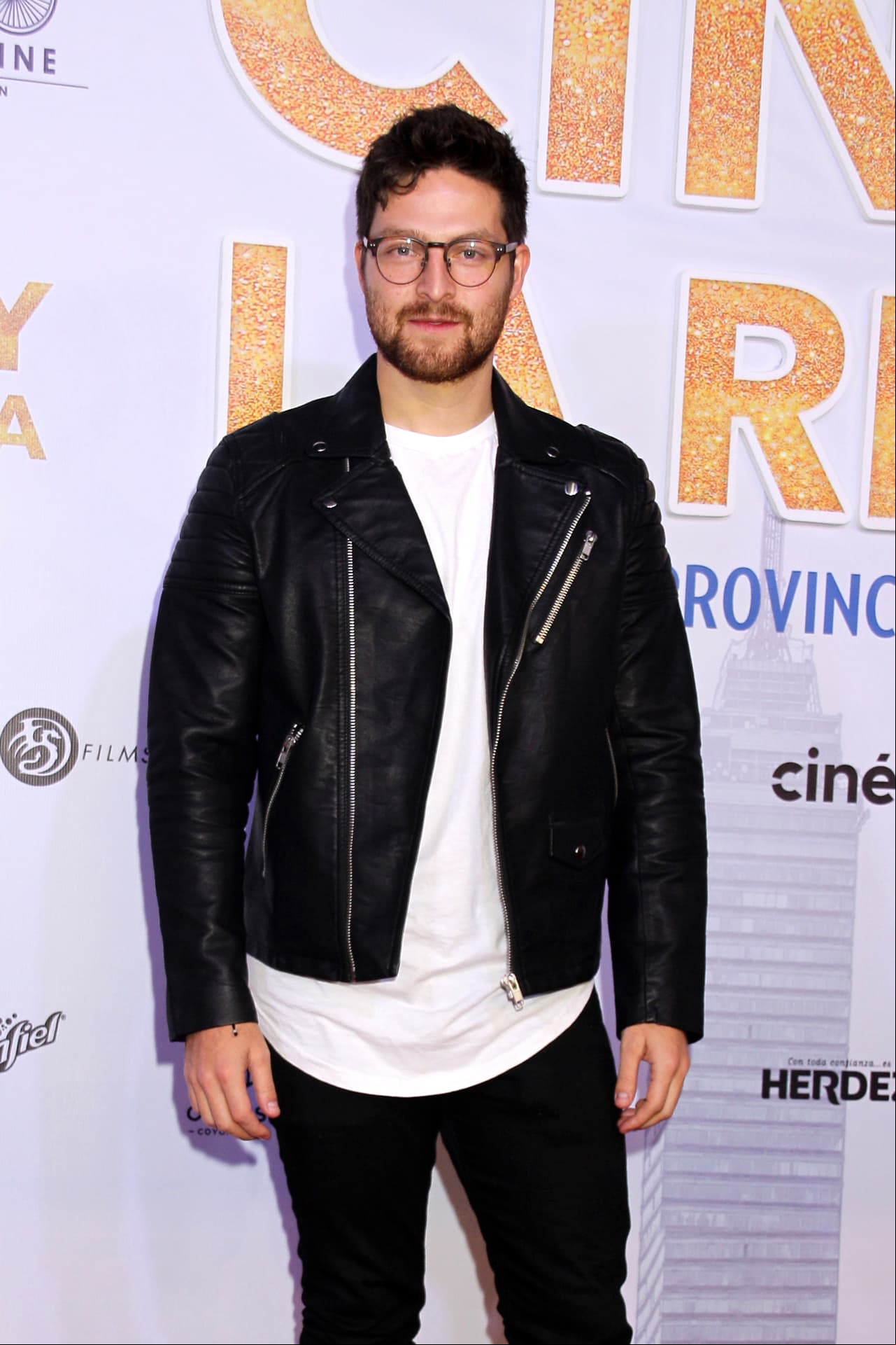 Tras interpretar a ‘Daniel' en ‘Tres veces ana’ en 2016, Eddy se alejó de las telenovelas y se convirtió en conductor de reality shows.