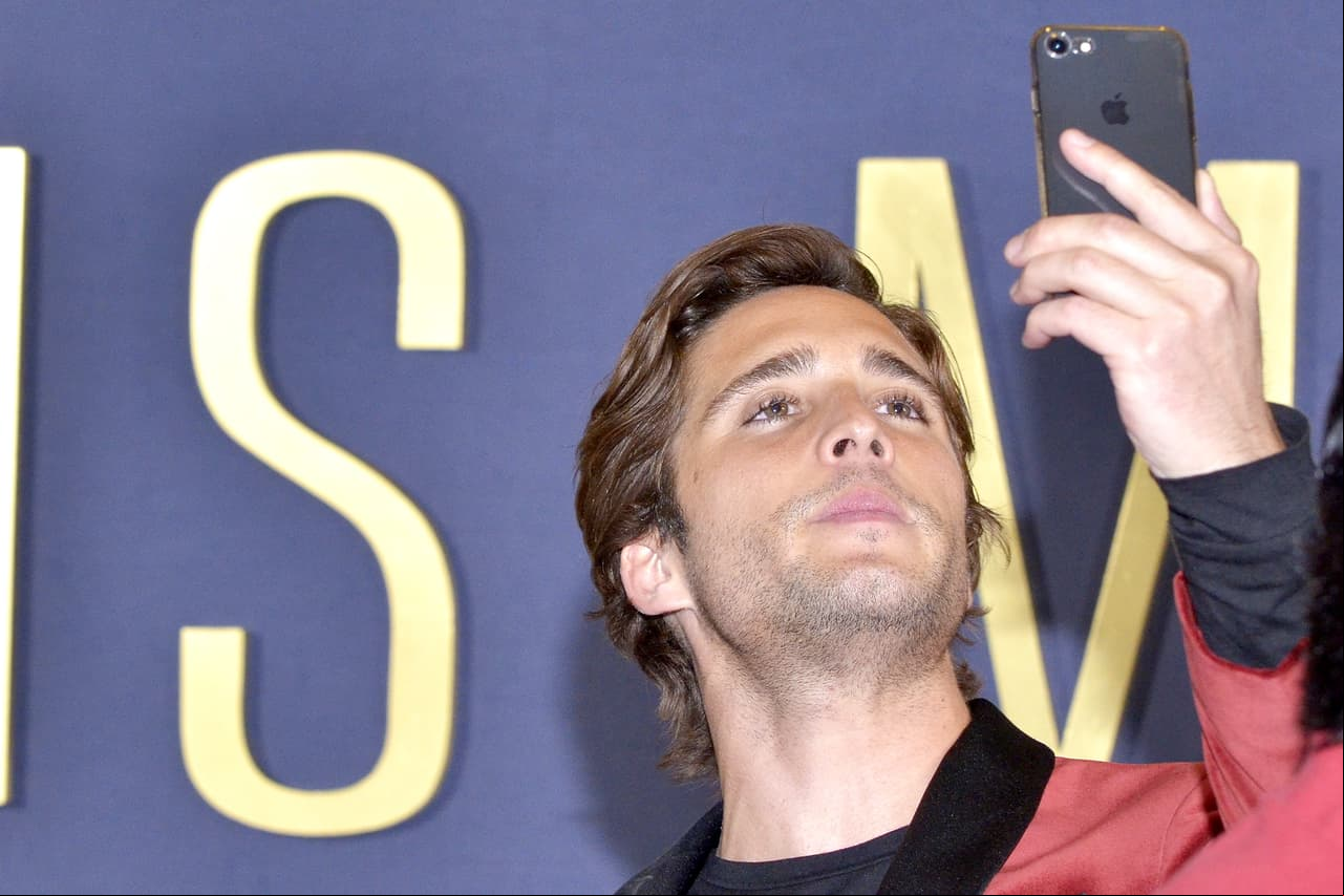 Diego Boneta contará aspectos íntimos de la vida y carrera de 'El Sol'. El actor se preparó durante meses para encarnar a Luis Miguel.
