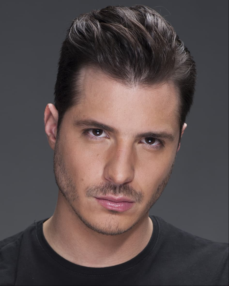 Nicolás Mena