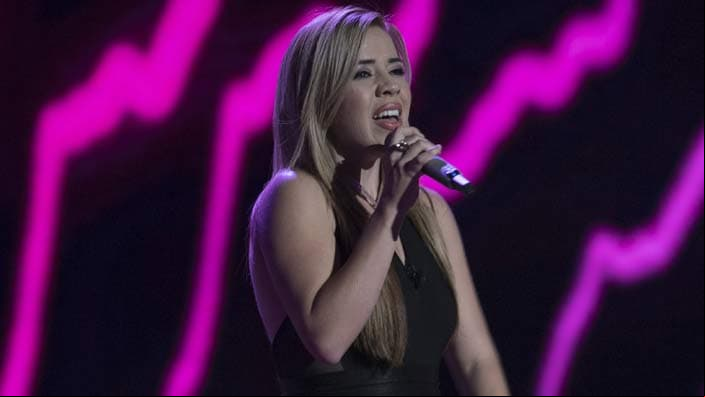 Elia enamoró a Maluma al estilo Ariana Grande