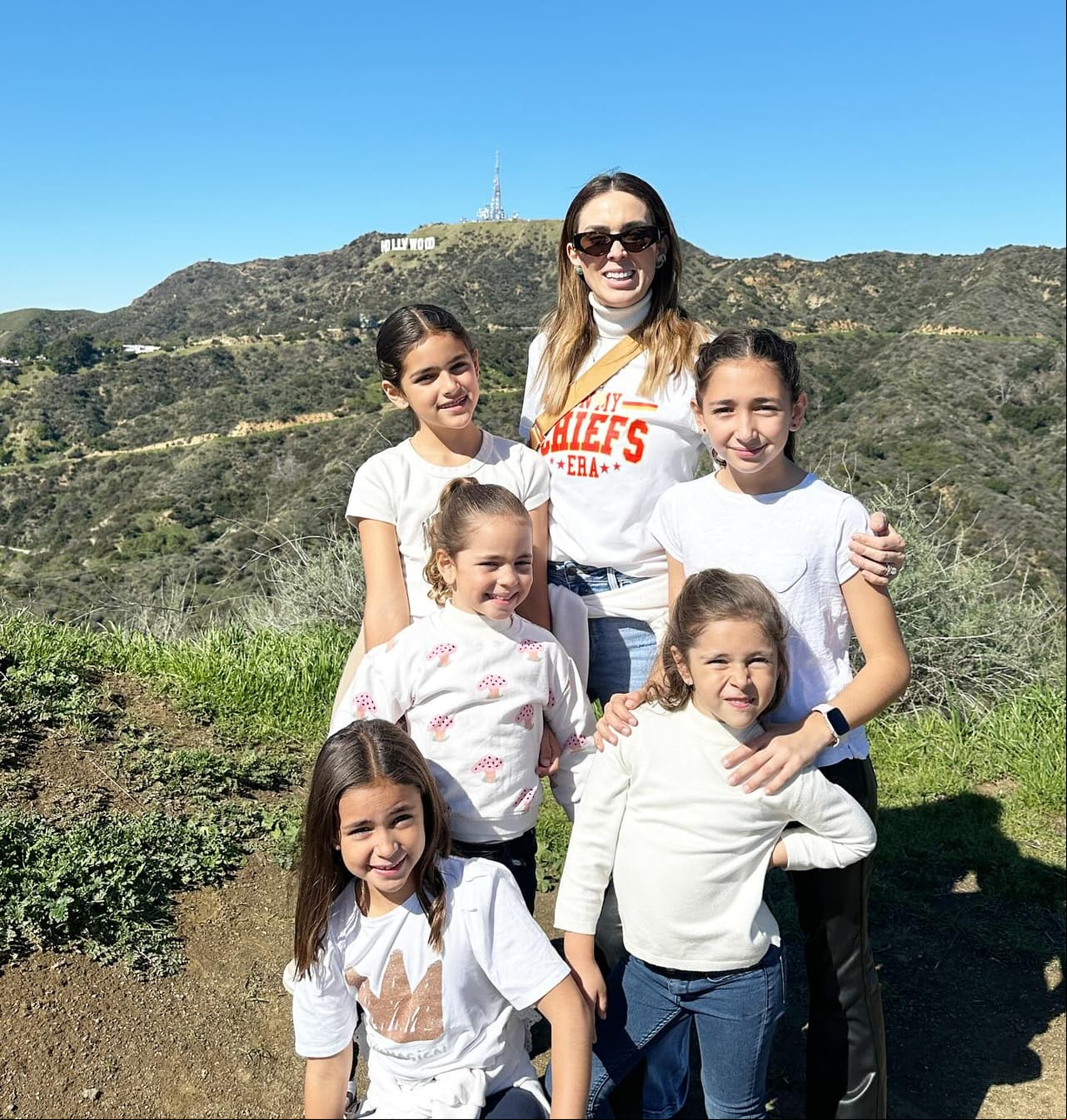 Jacqueline, Carolina, Renata y las mellizas Paula y Emilia son las hijas de Jacky Bracamontes.