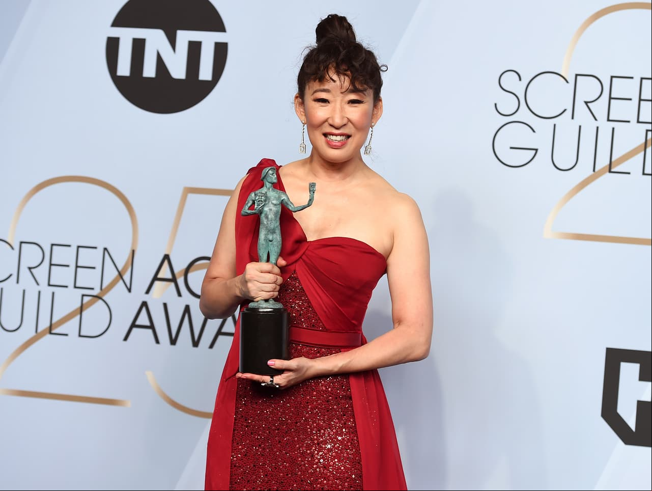 Sandra Oh