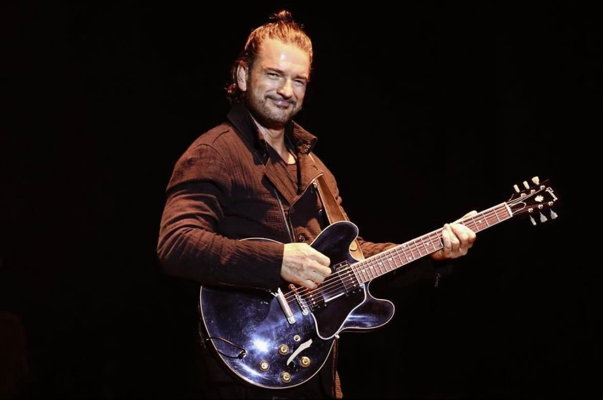Filtran pasado oculto de Ricado Arjona antes de ser cantante