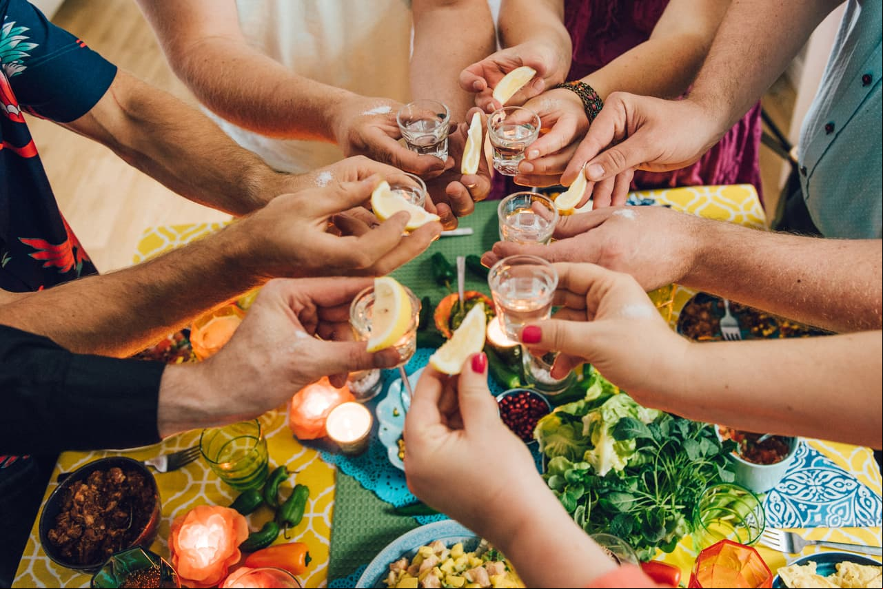 Seis tips para no subir de peso en tu fiesta mexicana