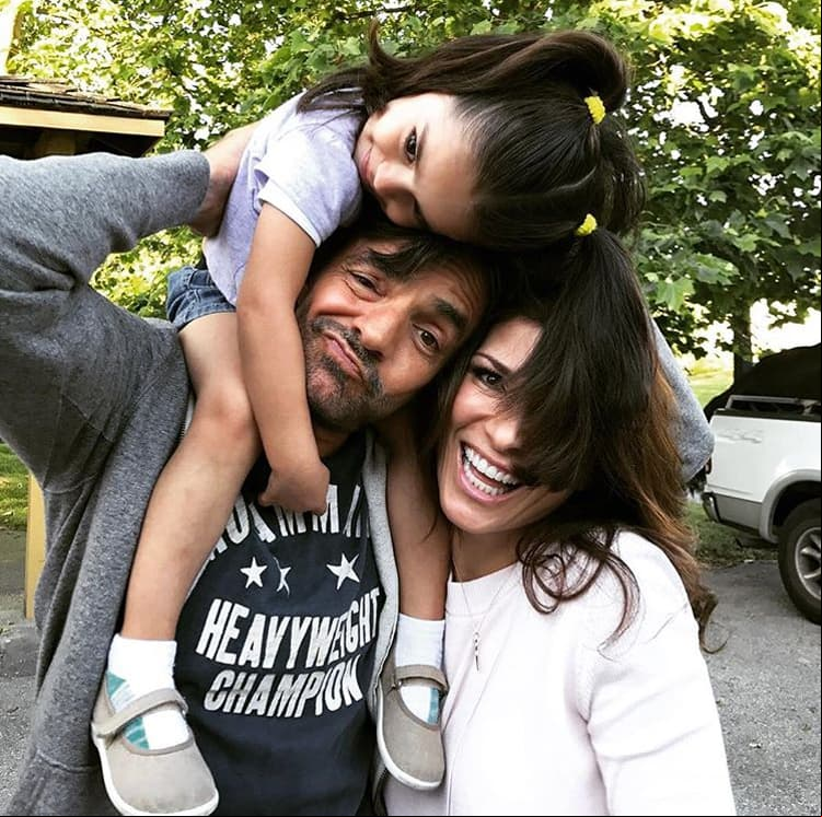 Aitana Derbez festeja su primera posada