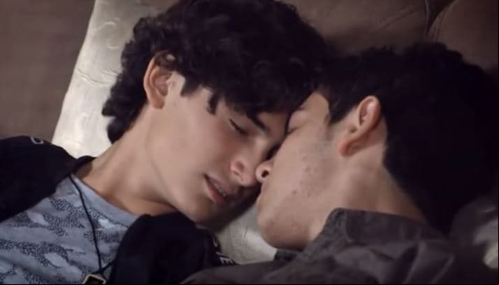 'Aris' y 'Temo' estuvieron a punto de darse el tan esperado beso pero fueron interrumpidos.