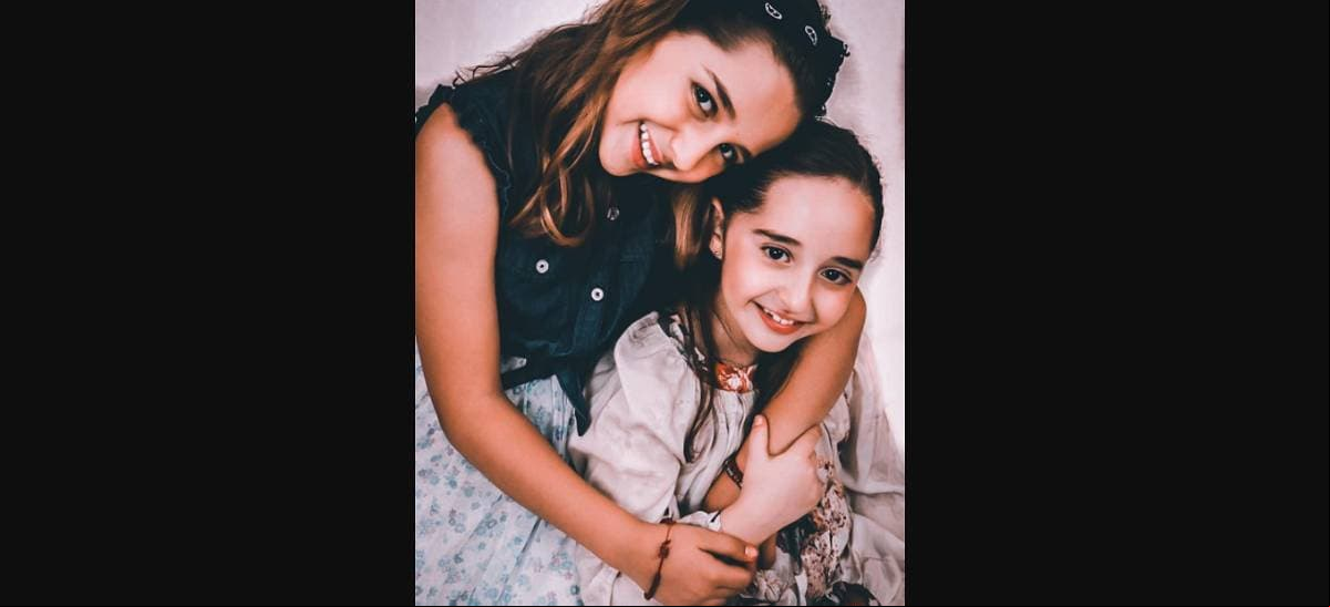 “Feliz cumpleaños 14 a la mejor hermana y amiga del mundo”, precisó Romina junto a varias fotografías con Ana Paula Martínez.