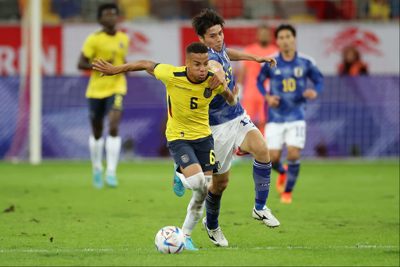 Byron Castillo en un amistoso con Ecuador.