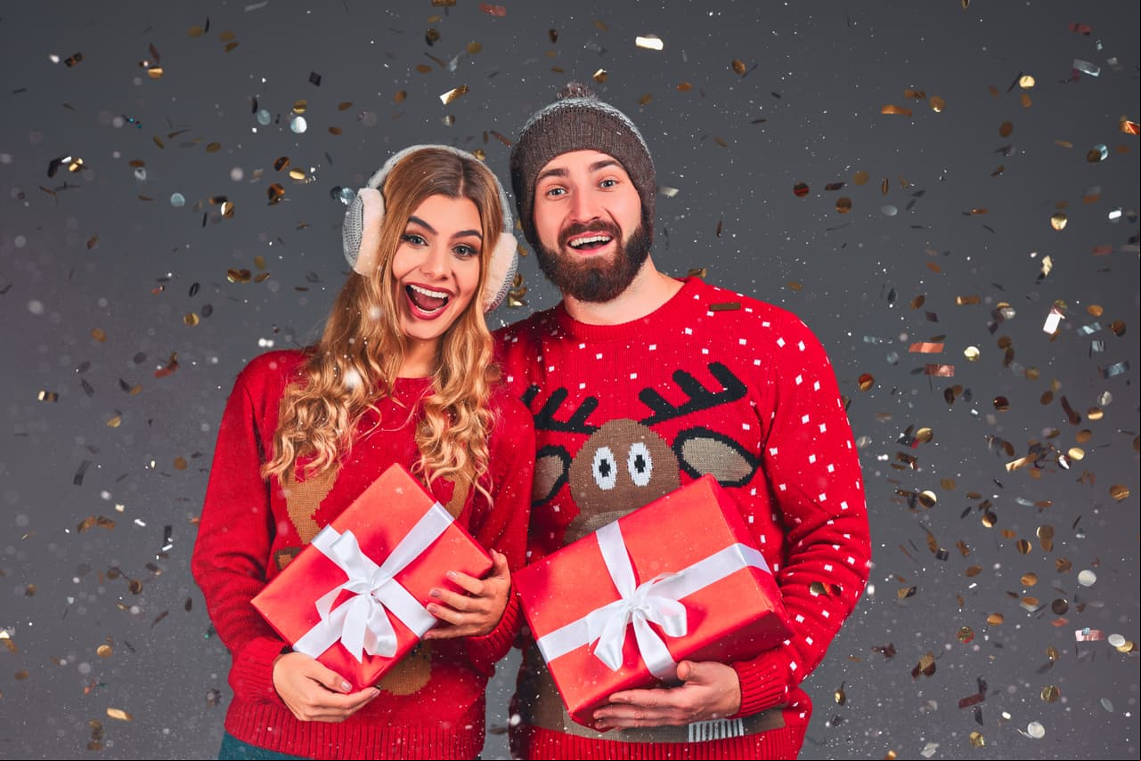 Suéteres navideños: ¿cómo hacer que se vea fashion?