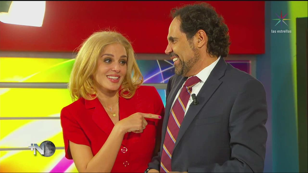 Malillany Marín e Israel Jaitovich son esposos periodistas en este sketch
