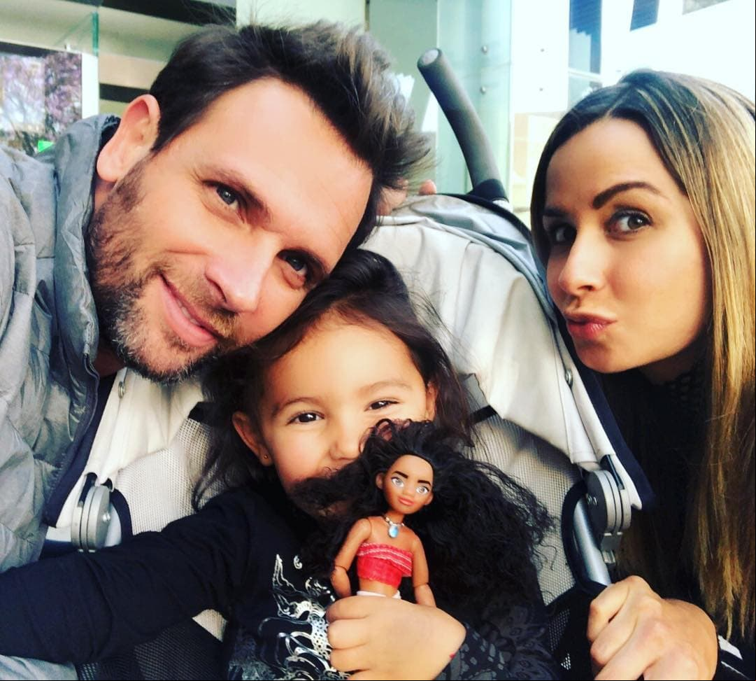 Gia nació el 23 de marzo de 2016, la pequeña aparece constantemente en las redes sociales de sus padres.