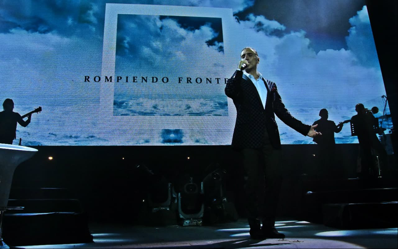 Alejandro Fernández 'Rompe Fronteras' en Argentina