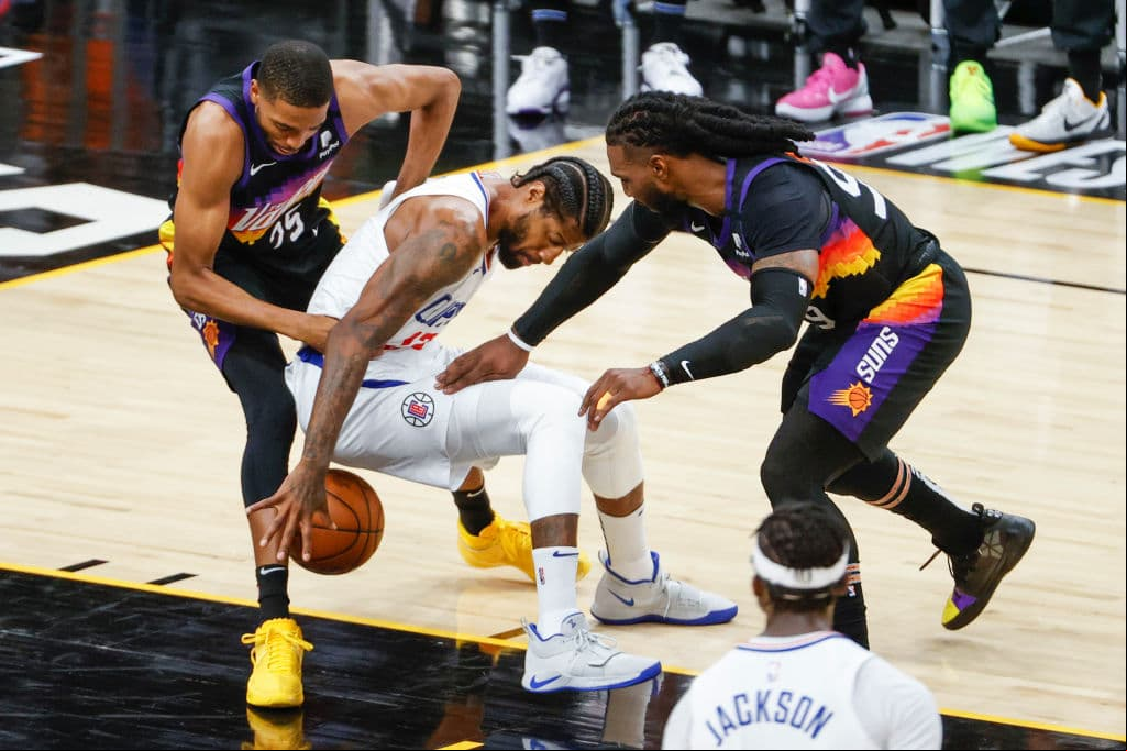La canasta de último segundo de Deandre Ayton le da la victoria a los Pheonix Suns 103-104 sobre Los Angeles Clippers.