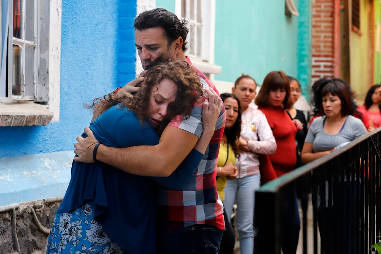 Al final, Luchita y Germán se abrazan tras la pelea.