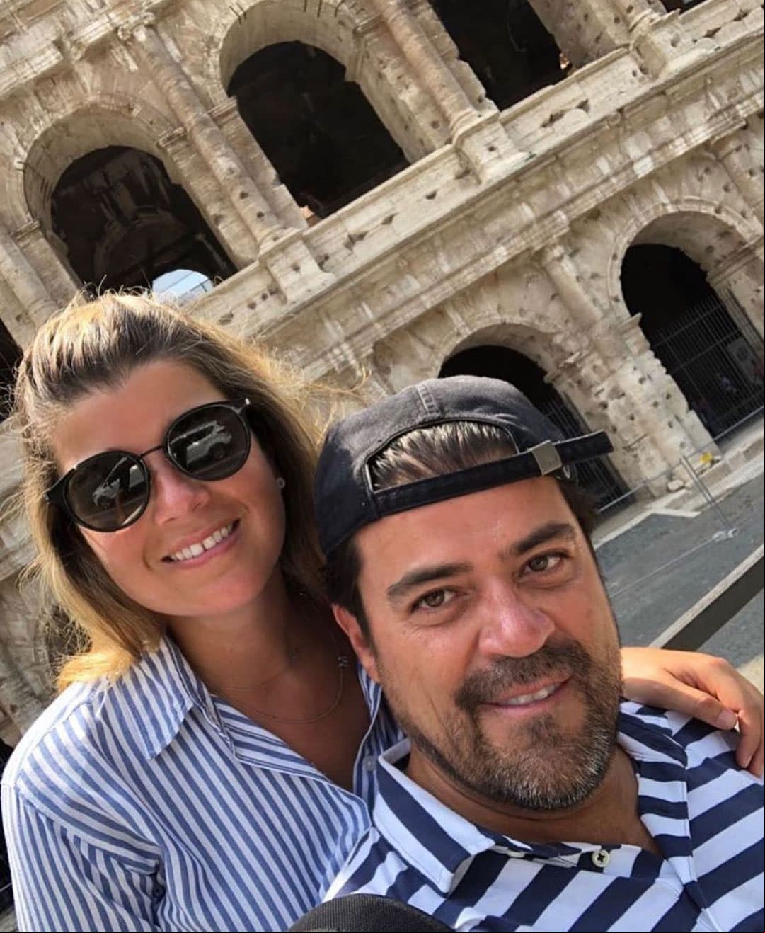 Jorge 'Burro' Van Rankin está comprometido con Magda Bleizeffer, su pareja desde hace más de 15 años, y quien se describe en Instagram como comerciante y amante de los animales.