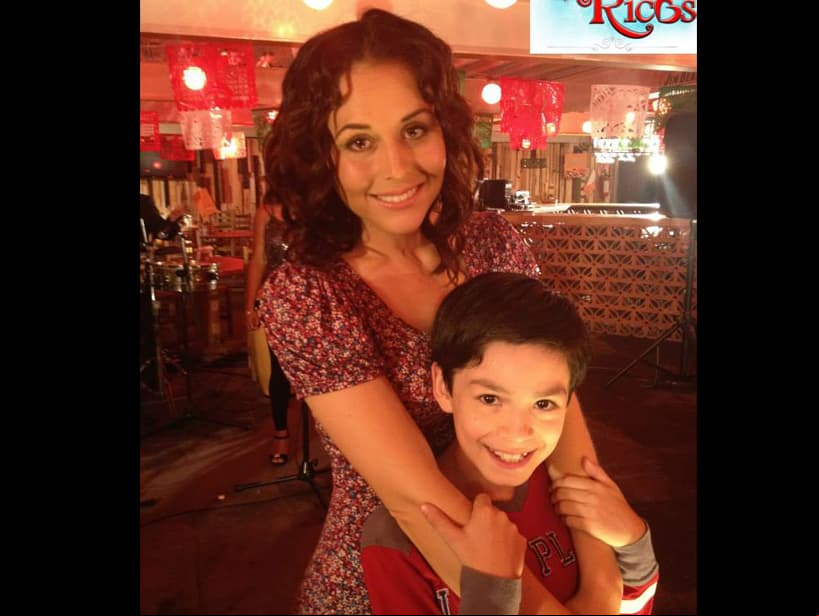 En esta ficción, producida por Rosy Ocampo, Zuria da vida a ‘Lupita Menchaca’, madre soltera que residía con su hijo ‘Emiliano’, su padre y sus dos hermanos en un domicilio de la Ciudad de México, cuya vida cambia drásticamente con la irrupción en su hogar de los ‘Ruizpalacios’, una familia adinerada.