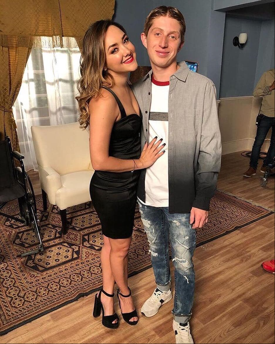 El pasado martes 26 de marzo, Octavio compartió en ‘Cuéntamelo ya’ que, aunque en la televisión seguían trasmitiendo episodios pasados de la serie, en realidad, estuvo fuera del programa por cerca de una década.
