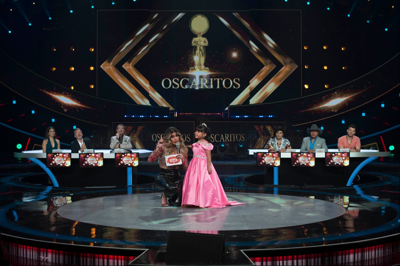Los capitanes ahora compitieron por el "Oscarito", premio que se le otorgaría al mejor sketch de la noche.