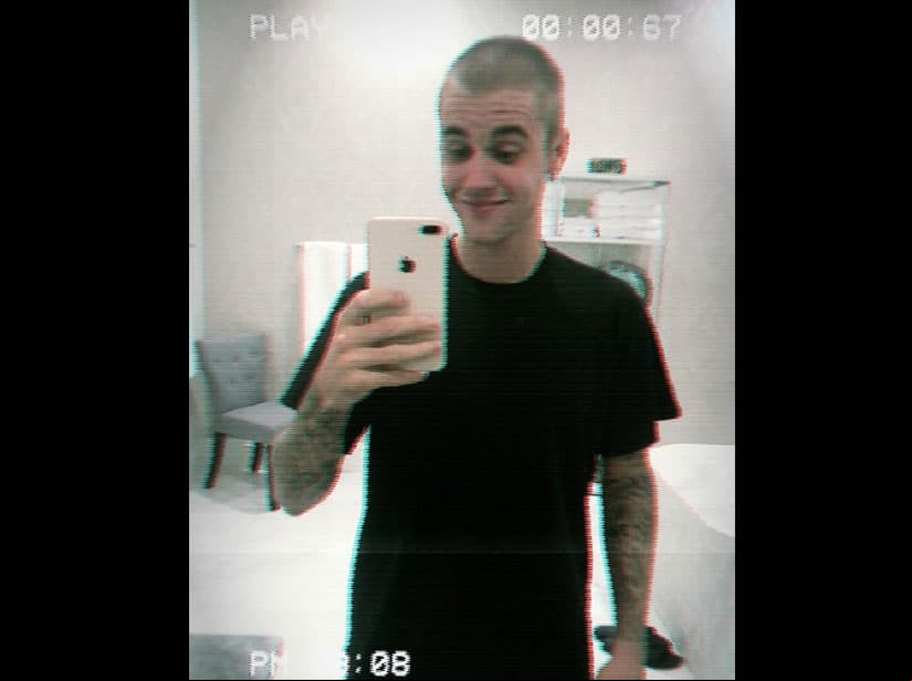 Justin Bieber presume su nuevo look