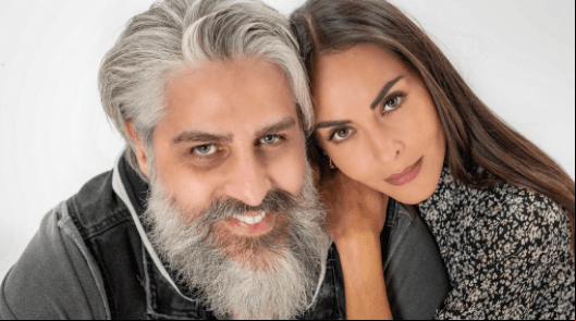 Luego de divorciarse de ‘Valente’ (Marco Muñoz), ‘Julia’ emprende una nueva vida y busca un mejor futuro para sus hijos. ¿Qué sorpresas les traerá el destino?