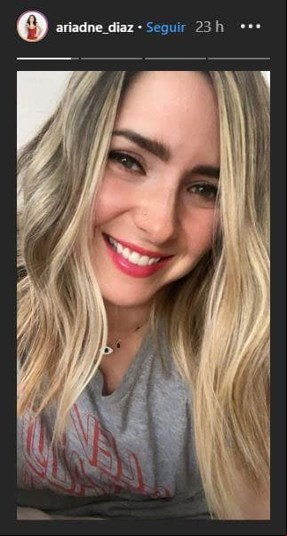“Me da curiosidad si el cambio de look dirán es porque me retiro, porque estoy en proyecto, porque me caso, me separo o me embarazo”, escribió la actriz a la par que agradecía al salón de belleza al que acudió.
