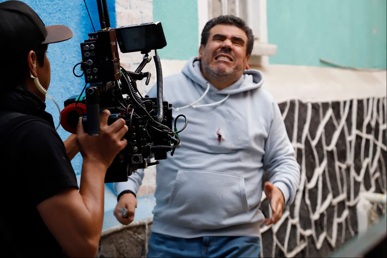 Aquí el momento en el que Sergio Reynoso graba la escena.