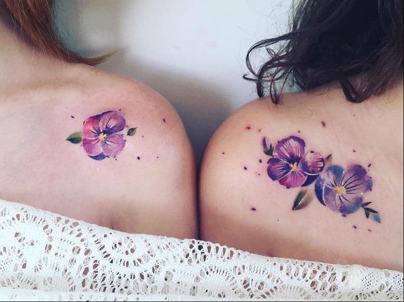 Piscis. Una violeta, delicada y llena de sabiduría con un aroma sutil irá muy bien con tu personalidad emocional.