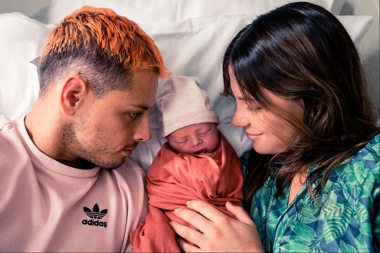 Como Ingrid Martz, Sarah Kohan recibe críticas por fotos con su bebé