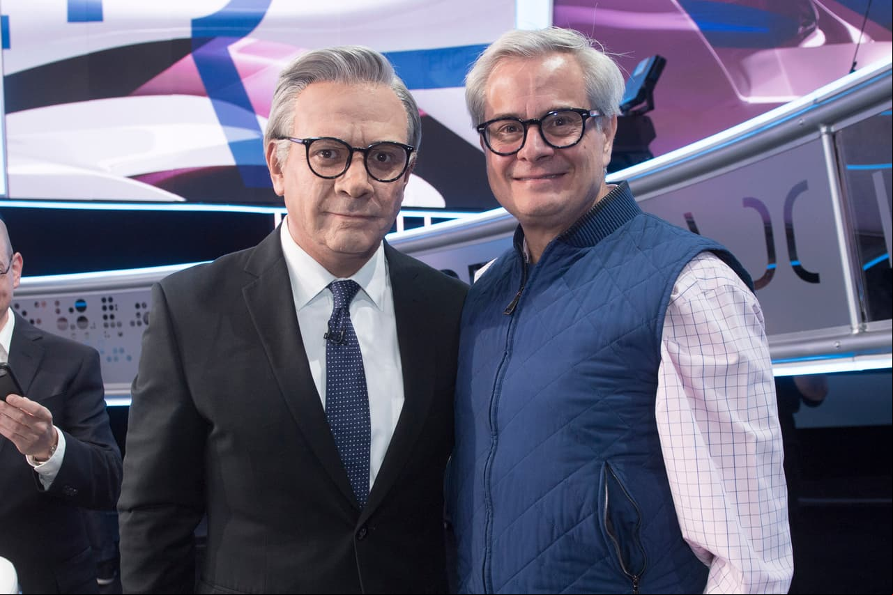 En pantalla son muy profesionales, pero fuera de ella los periodistas son fanáticos... pero de sí mismos, como demostró Leopoldo Gómez.