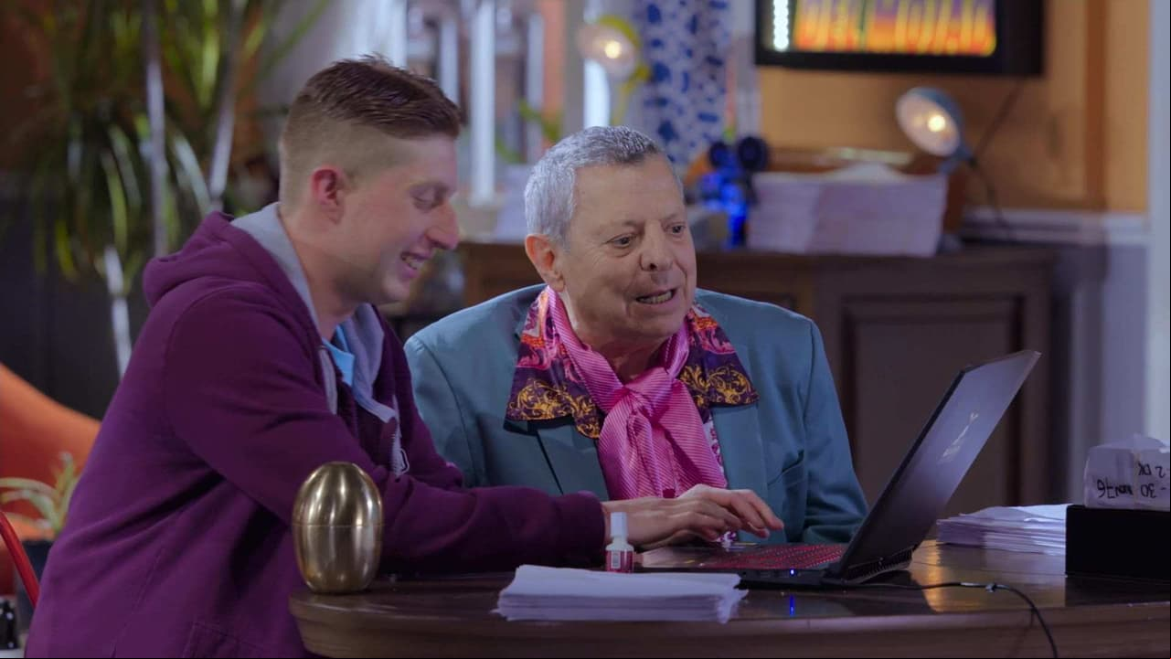 El dilema de ‘Frankie’: No sabe usar su nueva computadora, ¿quién podrá ayudarlo?