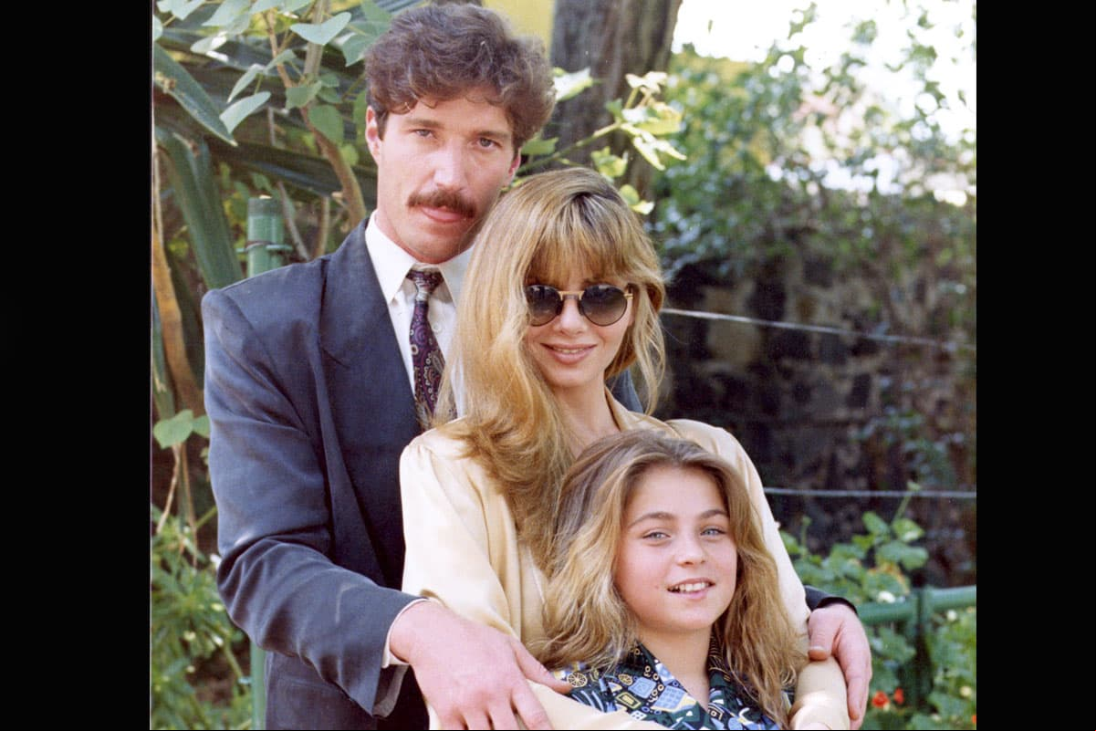 Marcelo Buquet y s Ondiviela interpretaron a “Gerardo Díaz” y “Fernanda Irigoyen”, padres de “Alejandra”.