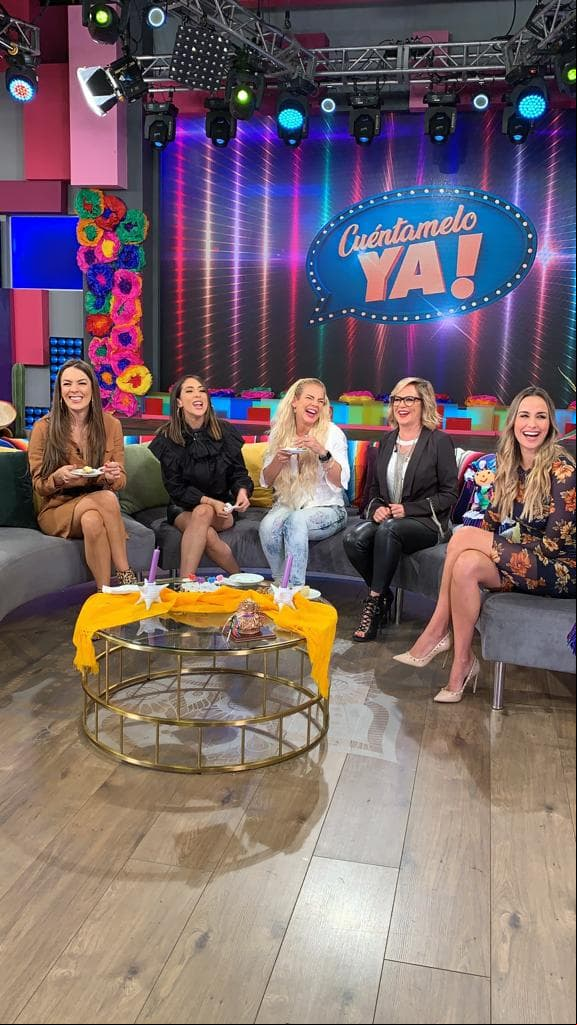 Niurka estuvo como invitada este 23 de septiembre, donde aprovecharon para celebrarle a Cynthia Urías su cumpleaños al aire.