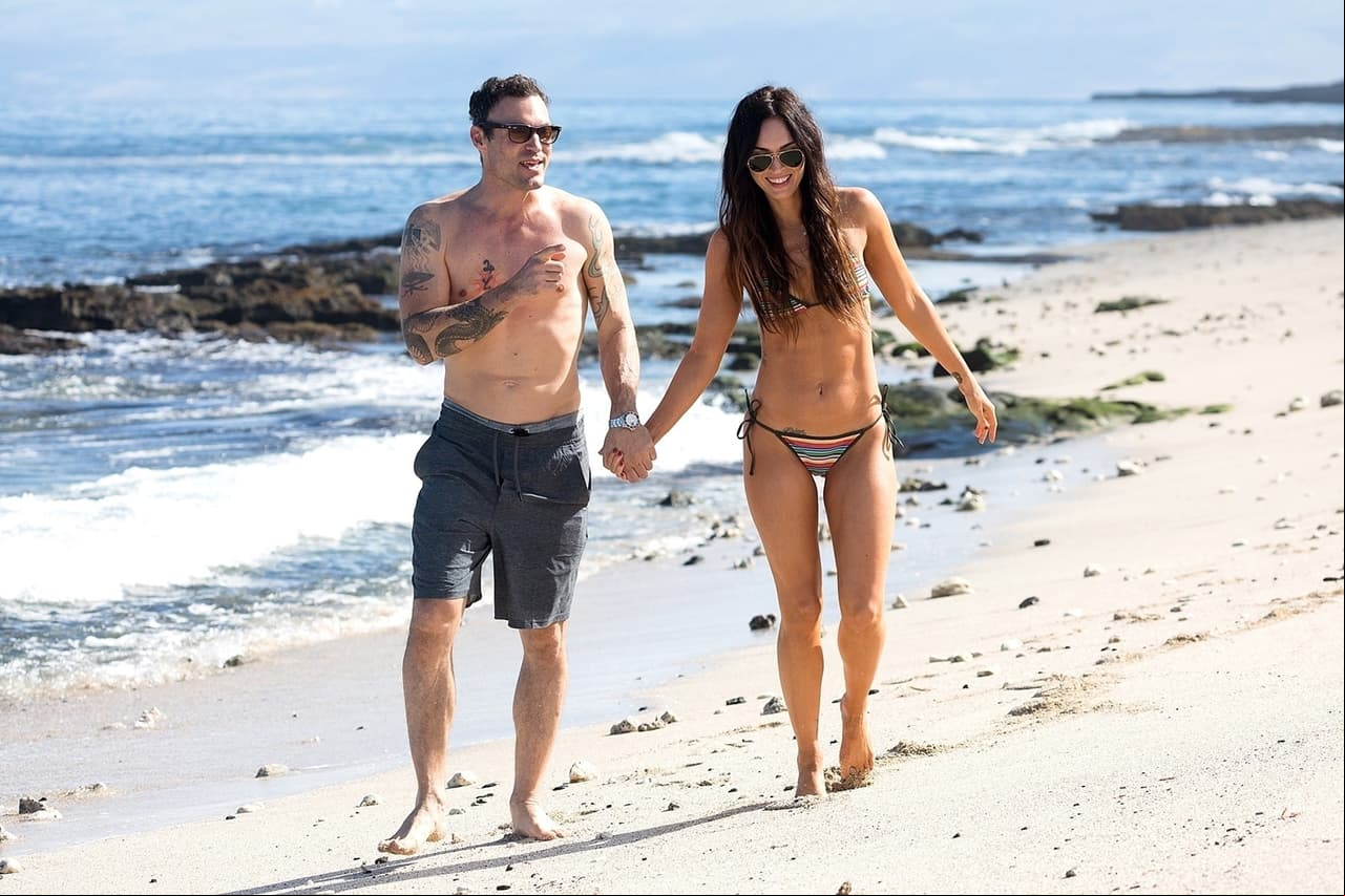 Megan Fox y su marido Brian Austin Green disfrutaron de su amor en la playa (FOTO: The Grosby Group)