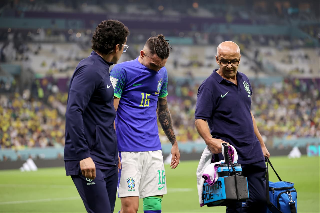 La mala noticia para Brasil, la lesión de Alex Telles.