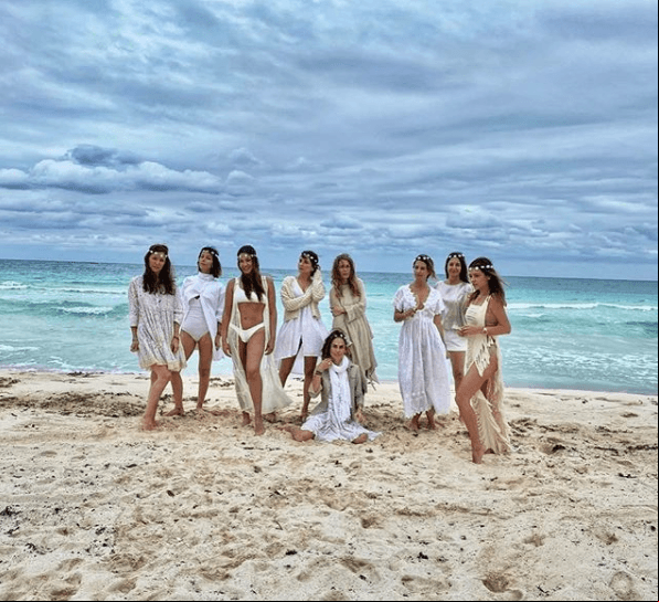 El lugar elegido fue Tulúm, en el estado de Quintana Roo, en compañía de sus amigas, algunas del medio artístico.